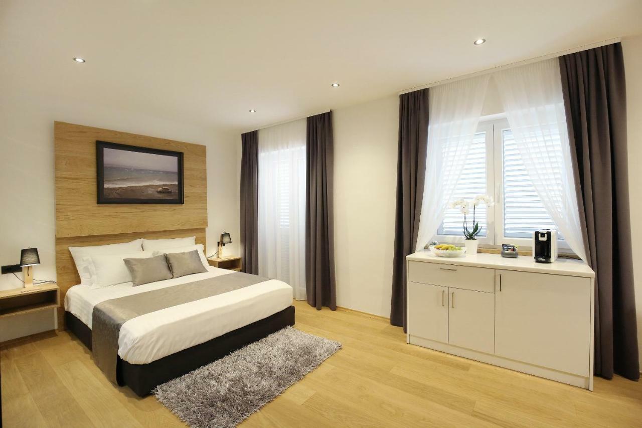 Rooms Bura I Jugo Zadar Exterior photo